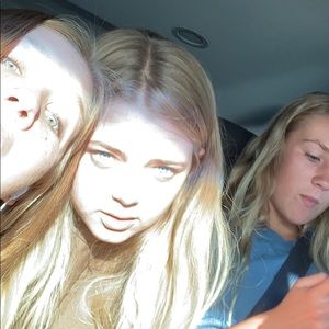 Meet your Posher, Julia